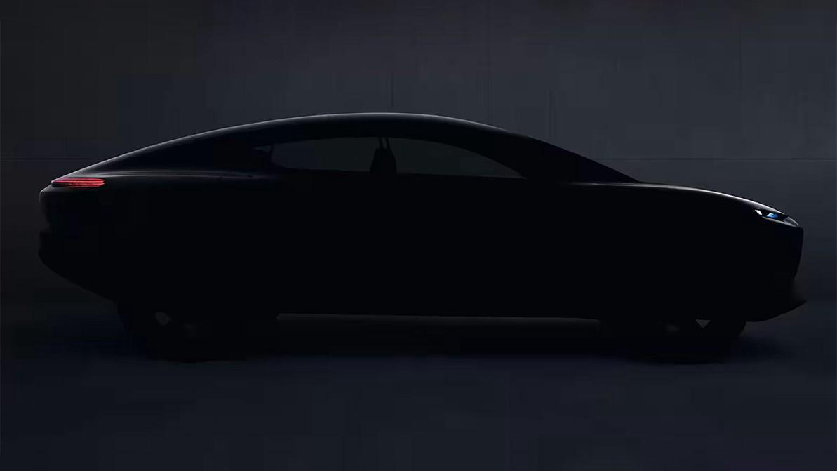Audi жол талғамайтын купесін көрсетеді