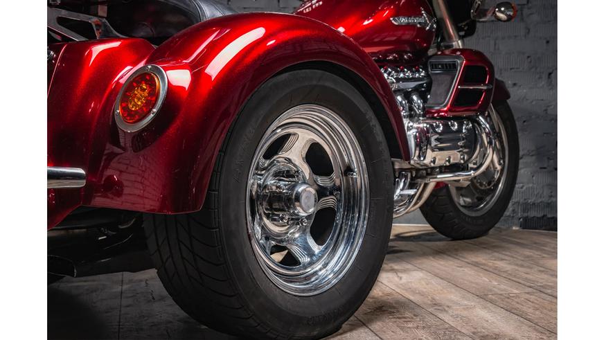 Мото на Kolesa.kz: от старого «Урала» до трайка Honda