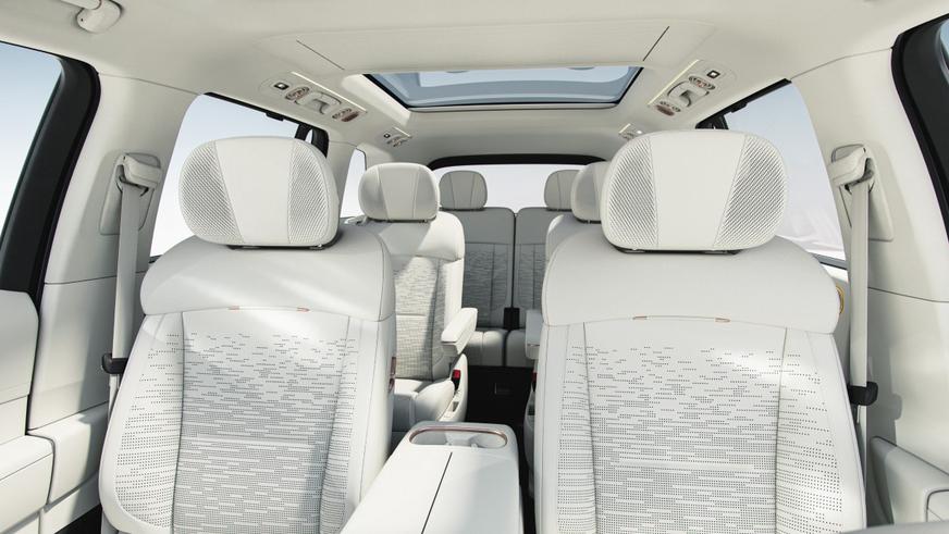 Сколько стоит Lynk & Co 900 в Казахстане