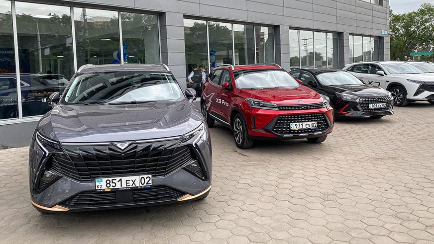 Ещё одна китайская марка в Казахстане – это Kaiyi. Что за машины и какие цены?