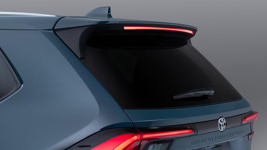 Toyota презентовала большой Highlander с приставкой Grand