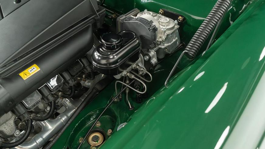 Классический Mercedes-Benz 280SE стал рестомодом за 500 000 долларов