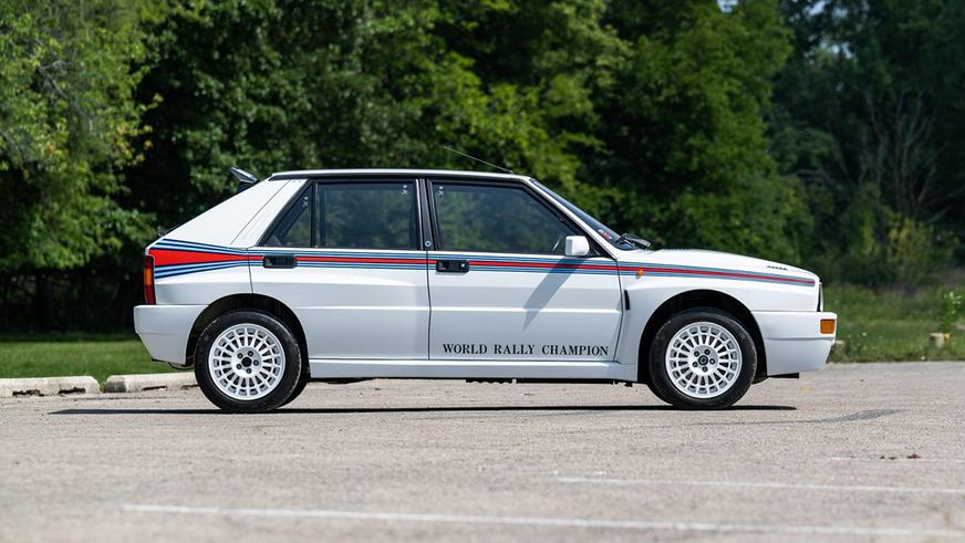 Практически новая Lancia Delta Integrale появилась на торгах