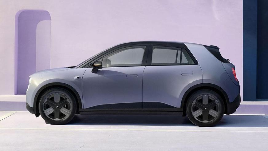 BMW iX3 стал «Всемирным автомобилем года»