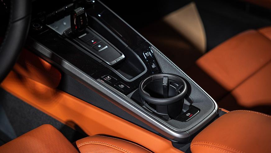 Обновлённый Porsche 911 прибыл в Казахстан