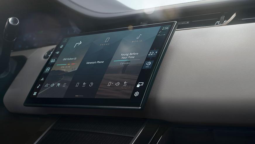 Range Rover Evoque символически обновился снаружи и изнутри