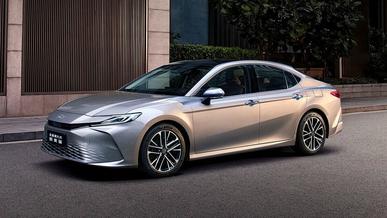 Toyota Camry стала автомобилем года в Китае