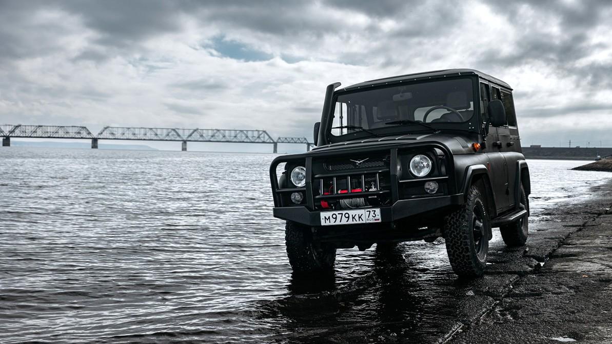UAZ представил юбилейный «469-й»: это переделанный «Хантер»