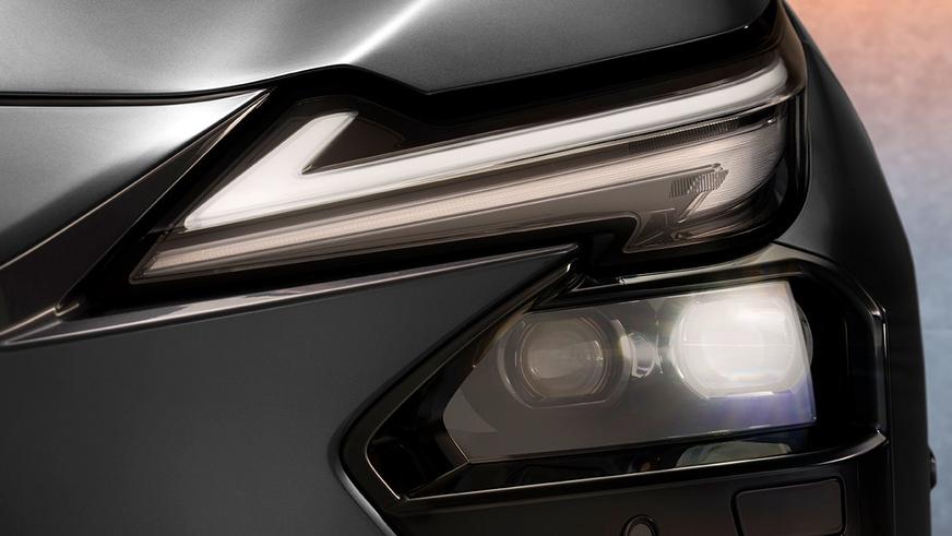 Новый Lexus ES для Европы. Фото и характеристики
