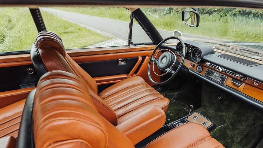 С молотка уйдёт уникальный двухдверный Mercedes-Benz 300 SEL