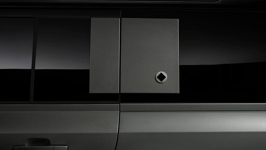 Land Rover доработает классический Defender в&nbsp;стиле нового Octa