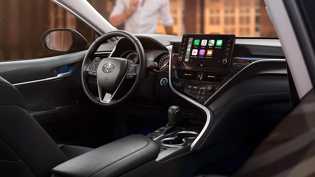 Toyota Camry вернулась в Казахстан. Теперь она из Японии