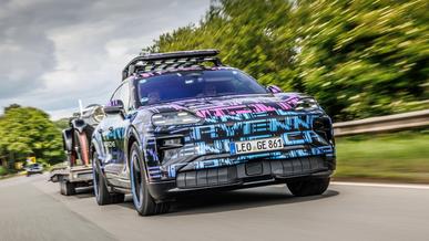 Батареялы Porsche Cayenne рекорд орнатты