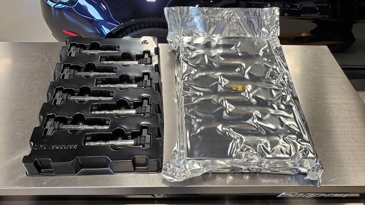 Замена свечей на&nbsp;Bugatti Veyron: сколько требует времени и&nbsp;сколько стоит