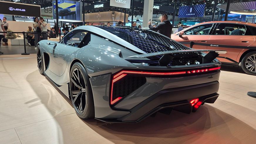Автосалон по-пекински: что нового придумал китайский автопром?