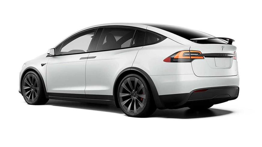 Tesla обновила Model S