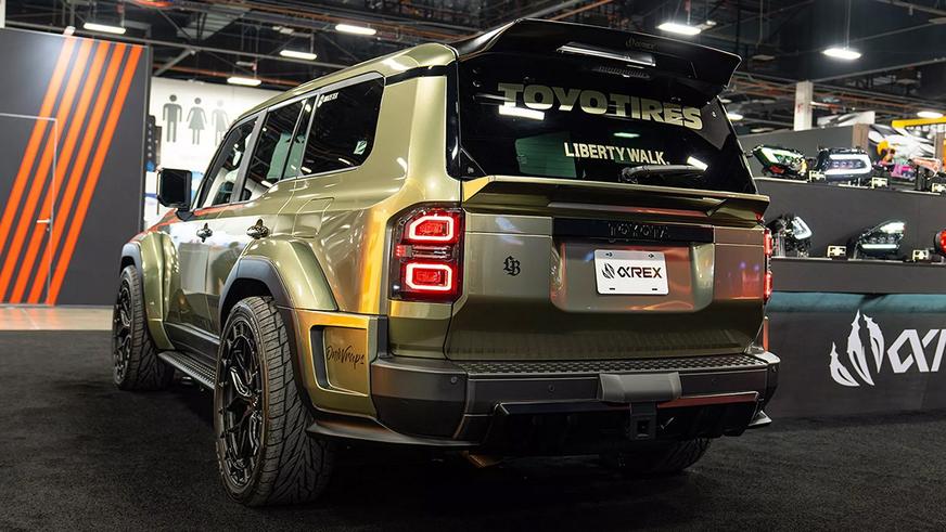 Тюнеры из Liberty Walks показали очень широкий Land Cruiser Prado