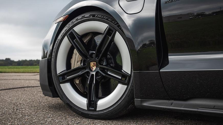 Porsche Taycan Turbo GT: менее 2 секунд до сотни