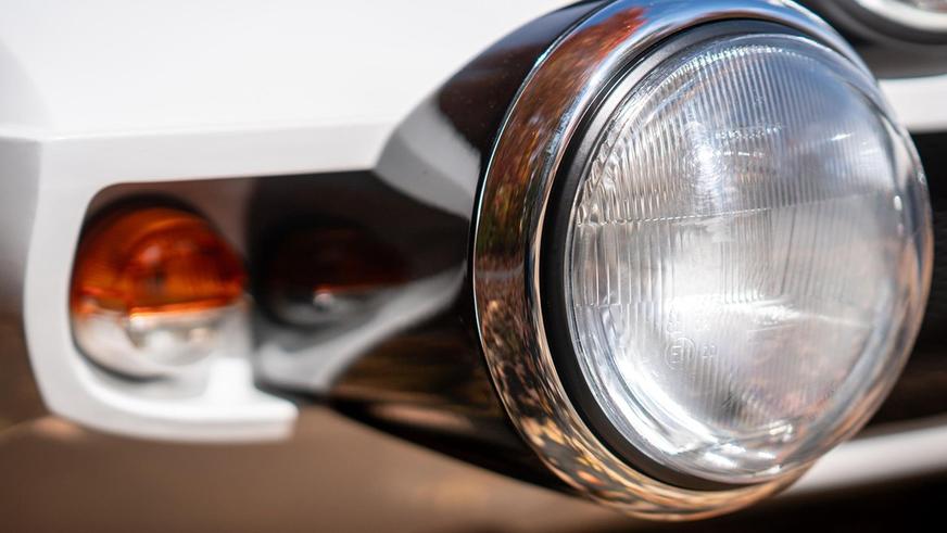 Качественную реплику культовой Lancia Stratos продают с аукциона