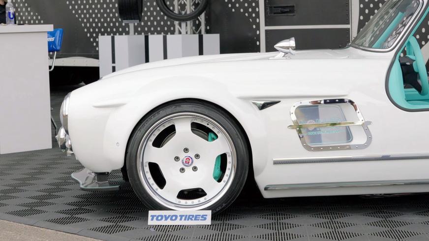 Tesla Model 3 превратили в раритетный Mercedes