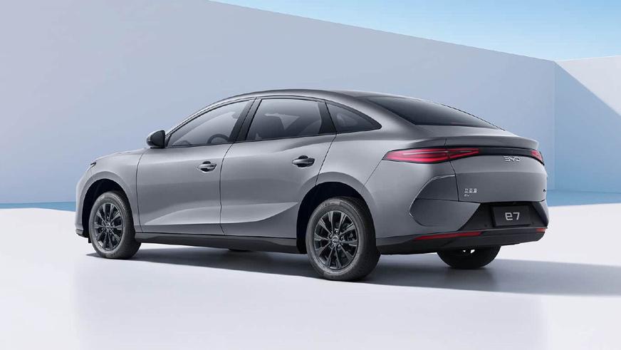 BYD готовит недорогой электроседан e7