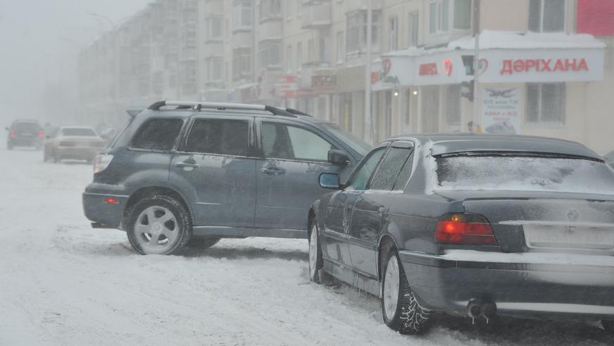 Почему на столичных перекрёстках во все стороны горит красный?