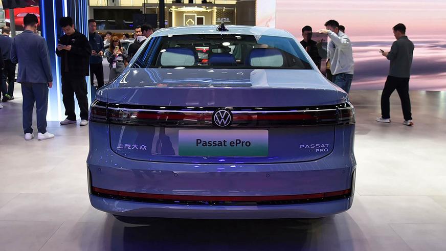 Volkswagen пообещал сделать Passat гибридом в Китае