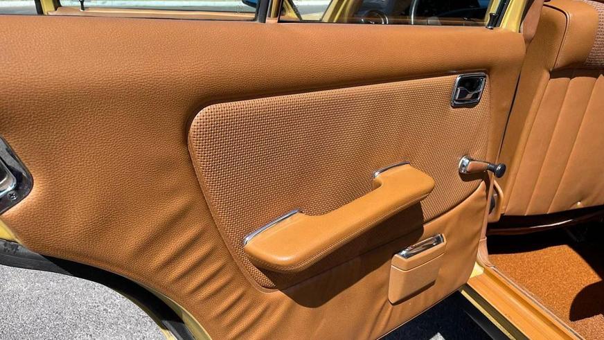 В продаже на Kolesa.kz. Экзотические предложения февраля