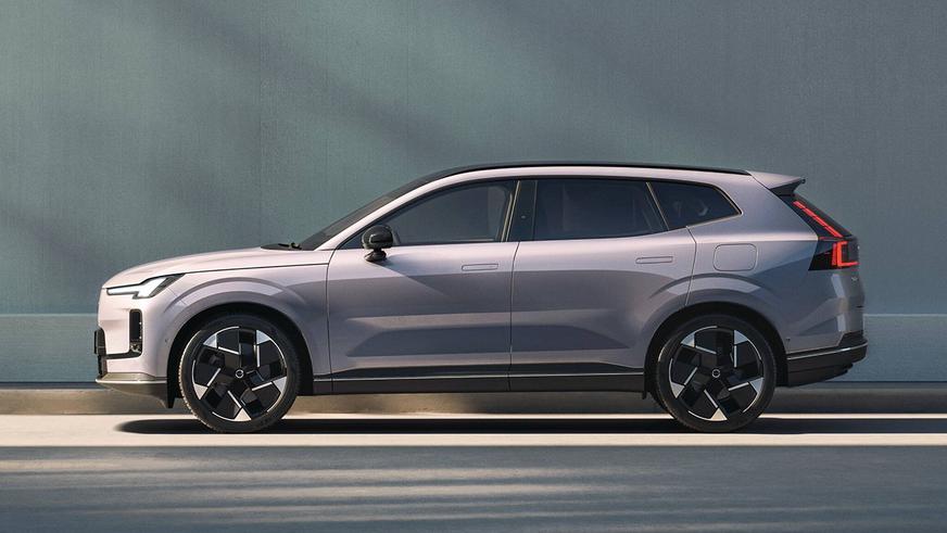 Представлен новый Volvo XC70. Теперь это кроссовер