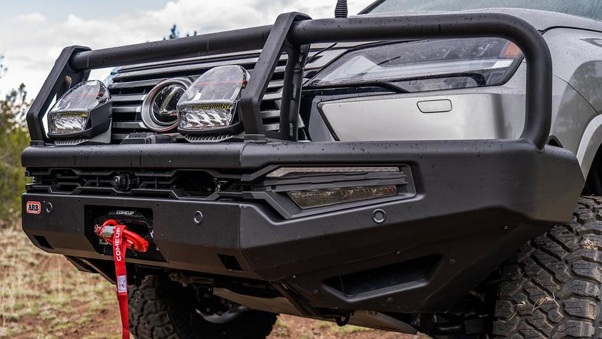 Самый дорогой внедорожник Lexus подготовили к путешествиям по тяжёлому бездорожью