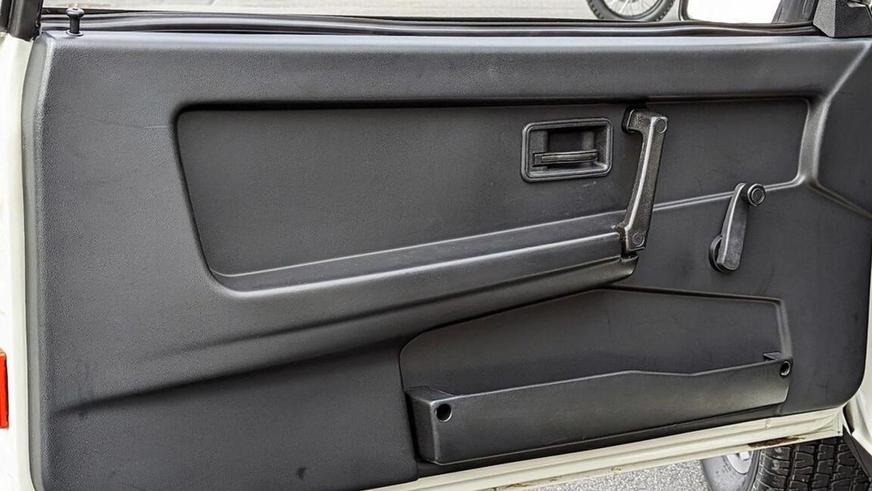 Редкую версию ВАЗ-2108 нашли в продаже в США