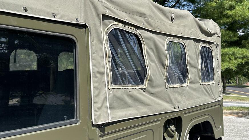 Военный Toyota Mega Cruiser пустят с молотка в США