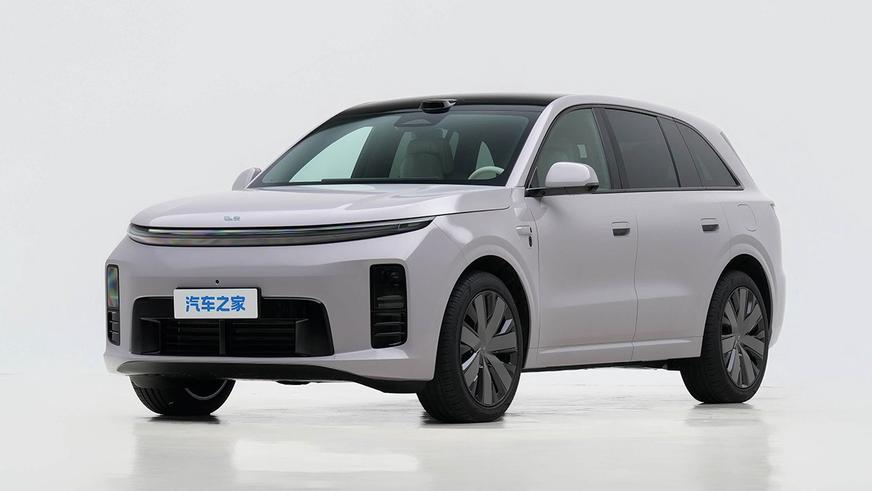 Новый Li Auto L6 оценили в Китае в 17.4 млн тенге