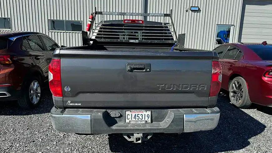 Америка тұрғыны Toyota Tundra-мен миллион миль жүрді