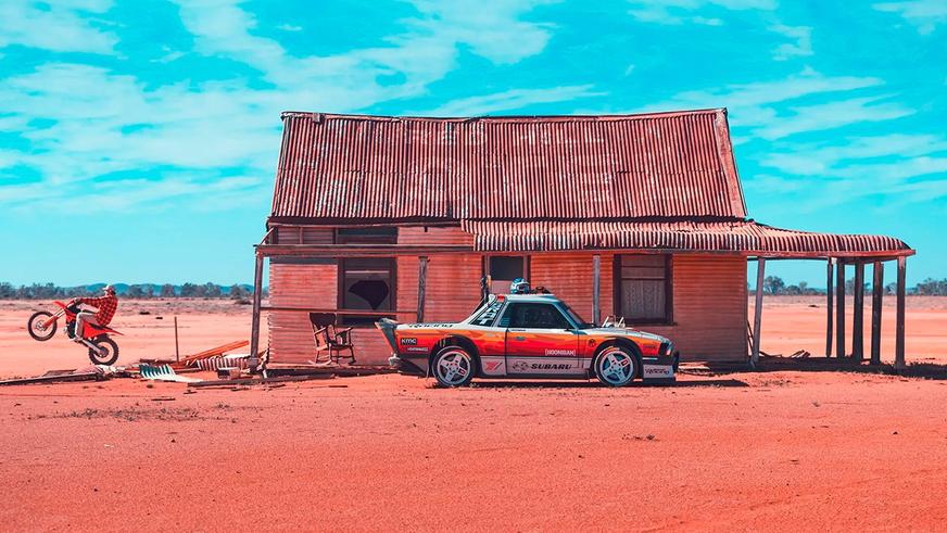 “Джимхана” по-австралийски: 670-сильный Subaru Brat и Трэвис под слоем пыли