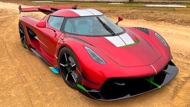 Ескі Toyota моторымен жүретін Koenigsegg гиперкары