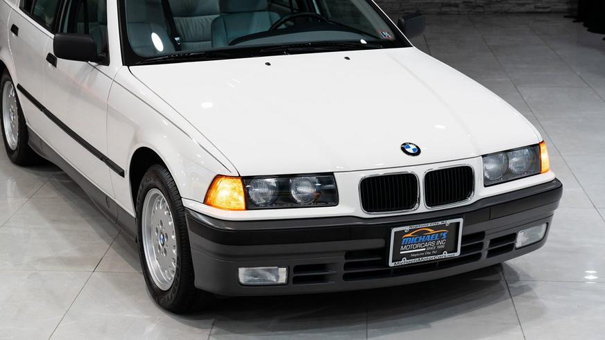 В США нашли почти новую BMW 325i в кузове E36 В США нашли почти новую BMW 325i в кузове E36