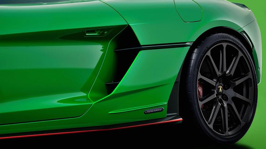 Преемник Lamborghini Huracan представлен официально. Это гибрид Temerario
