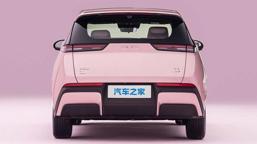 BYD Seagull сменил передний привод на задний и стал крупнее