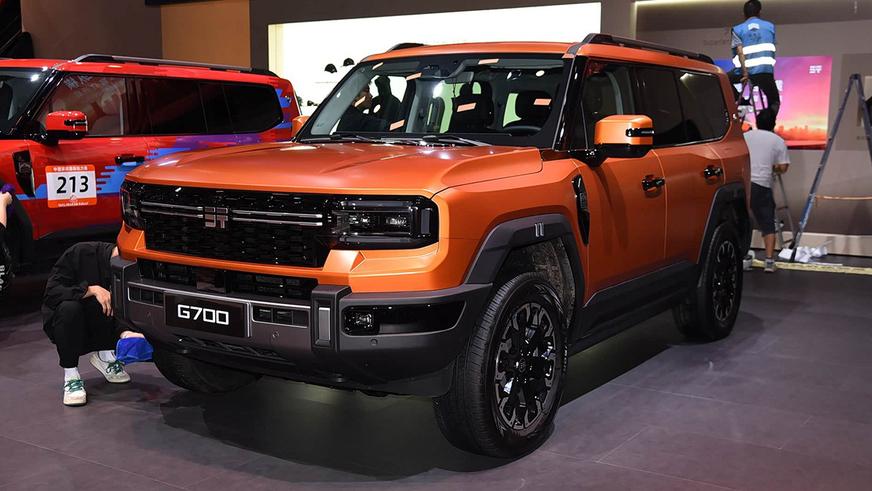 У Jetour появился роскошный внедорожник Zongheng G700