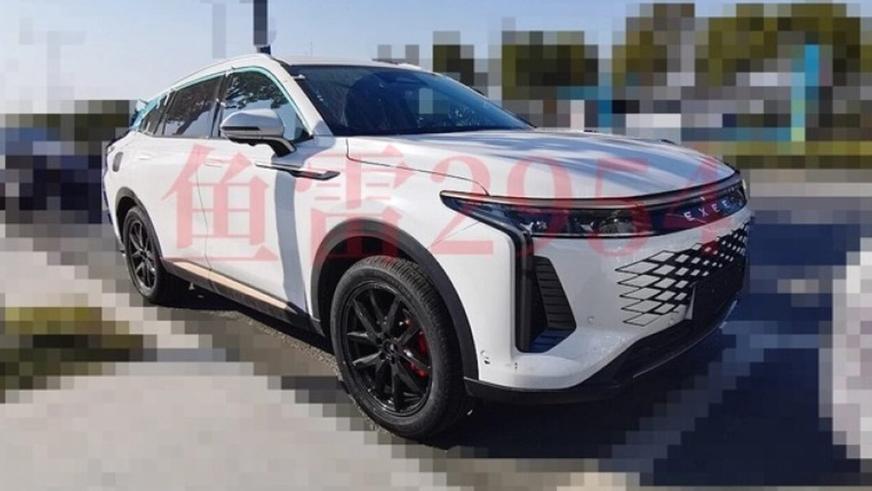 Новый кроссовер Exeed может одолжить имя у Lexus