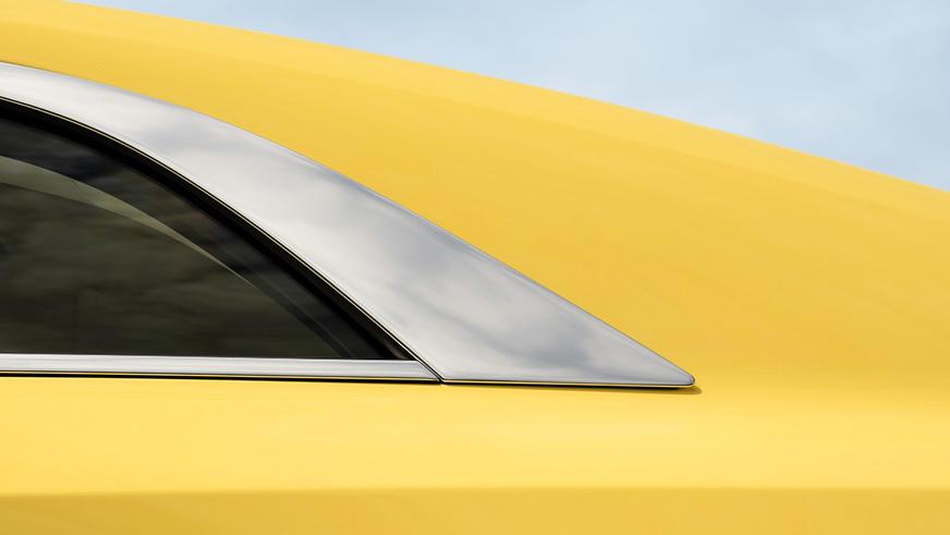 Rolls-Royce показал лимонный электрический «Семафор»