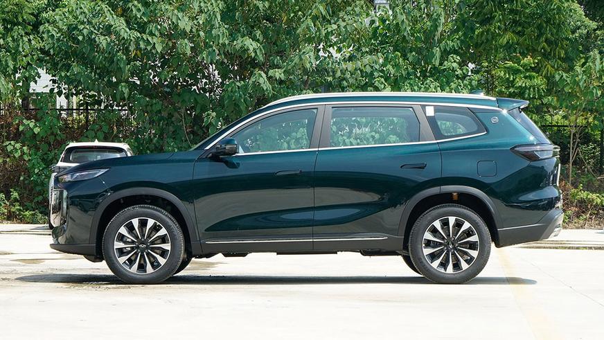 Обновлённый Chery Tiggo 8 Plus в Китае: характеристики и цены