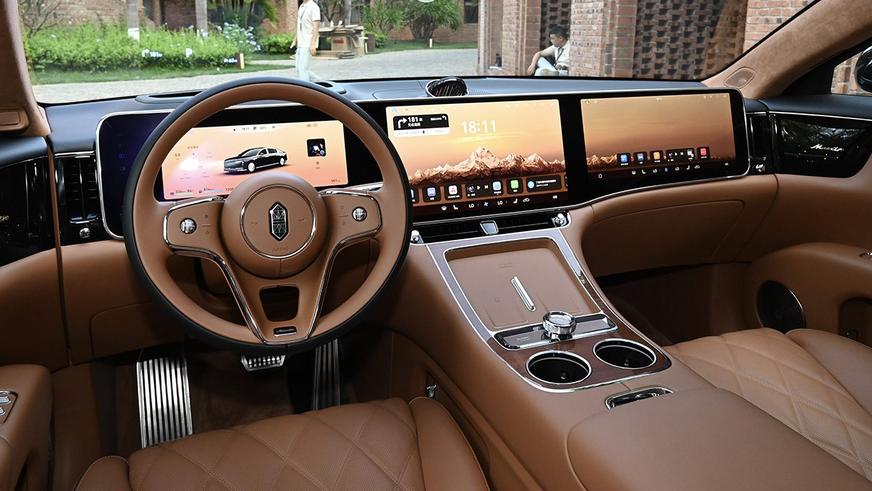 Конкурент Mercedes-Maybach от Huawei оказался дешевле, чем ожидалось
