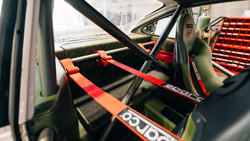 За внедорожный Porsche 911 заплатили более 443 тысяч долларов