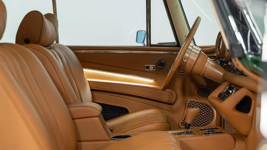 Классический Mercedes-Benz 280SE стал рестомодом за 500 000 долларов
