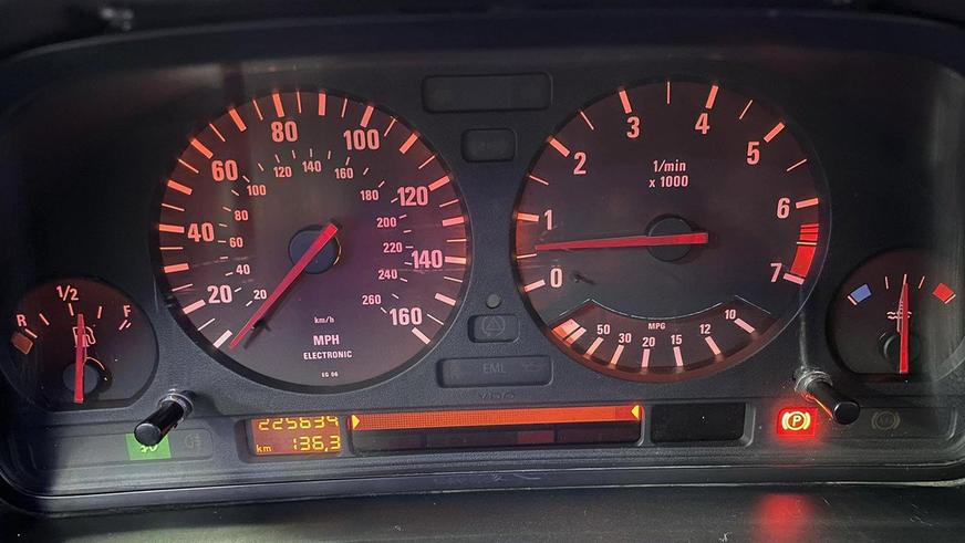 Редкие полноприводные низколёты на Kolesa.kz