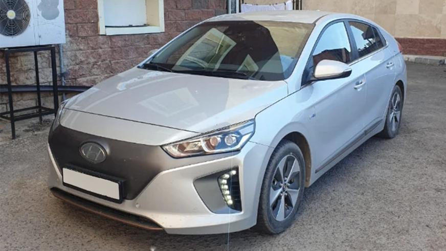 Электромобили на Kolesa.kz. Что есть в продаже