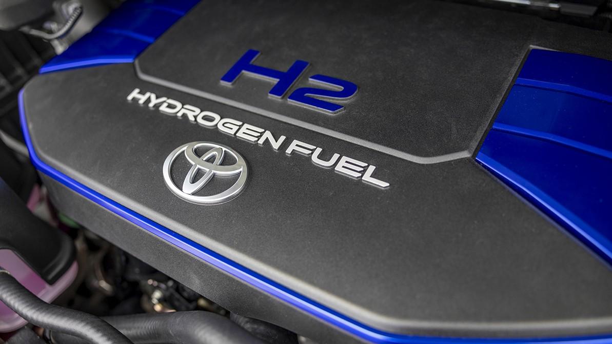 Toyota построила водородный HiAce с мотором от LC 300