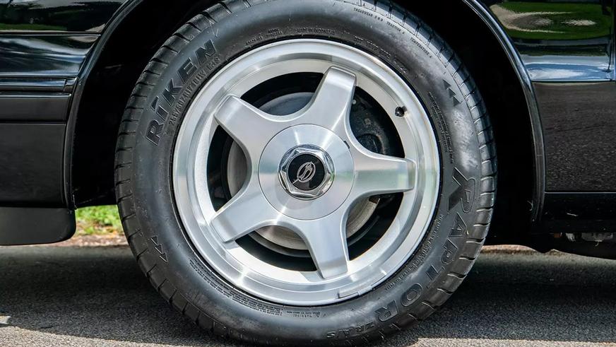 В США нашли практически новый Chevrolet Impala SS